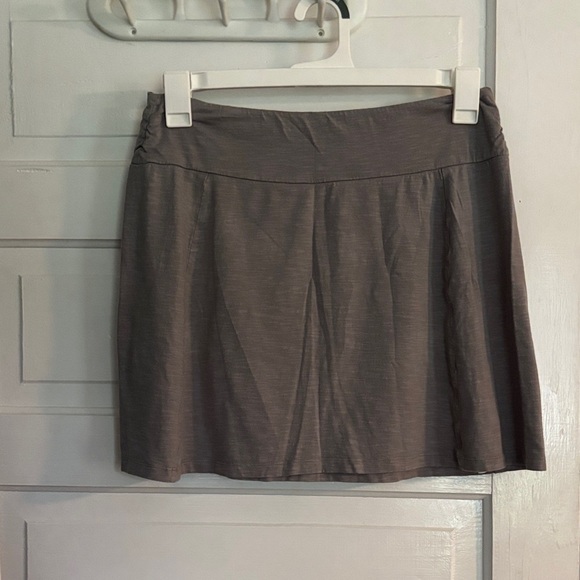 Columbia Gray Women's Skirt - Picture 1 of 4